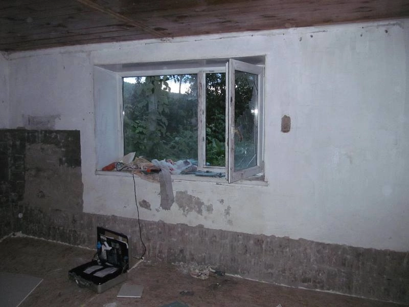 Задержан мужчина, который совершил кражу инструмента из частного дома в Златоусте