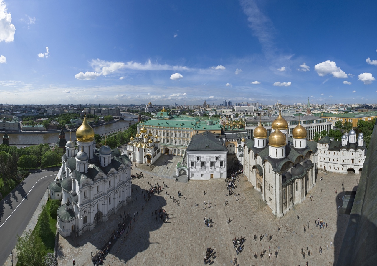 Златоустовские мастера и рыцарские доспехи на выставке в Москве.