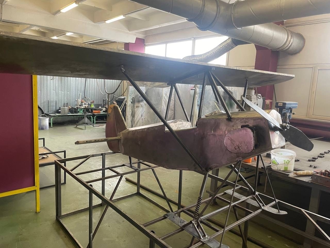 Возрождение легенды: студенты и педагоги техникума воссоздают самый легкий самолет в мире “Малыш”