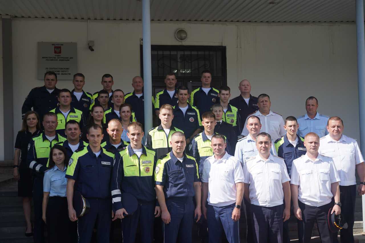 Сотрудники Госавтоинспекции: На страже безопасности и порядка на дорогах