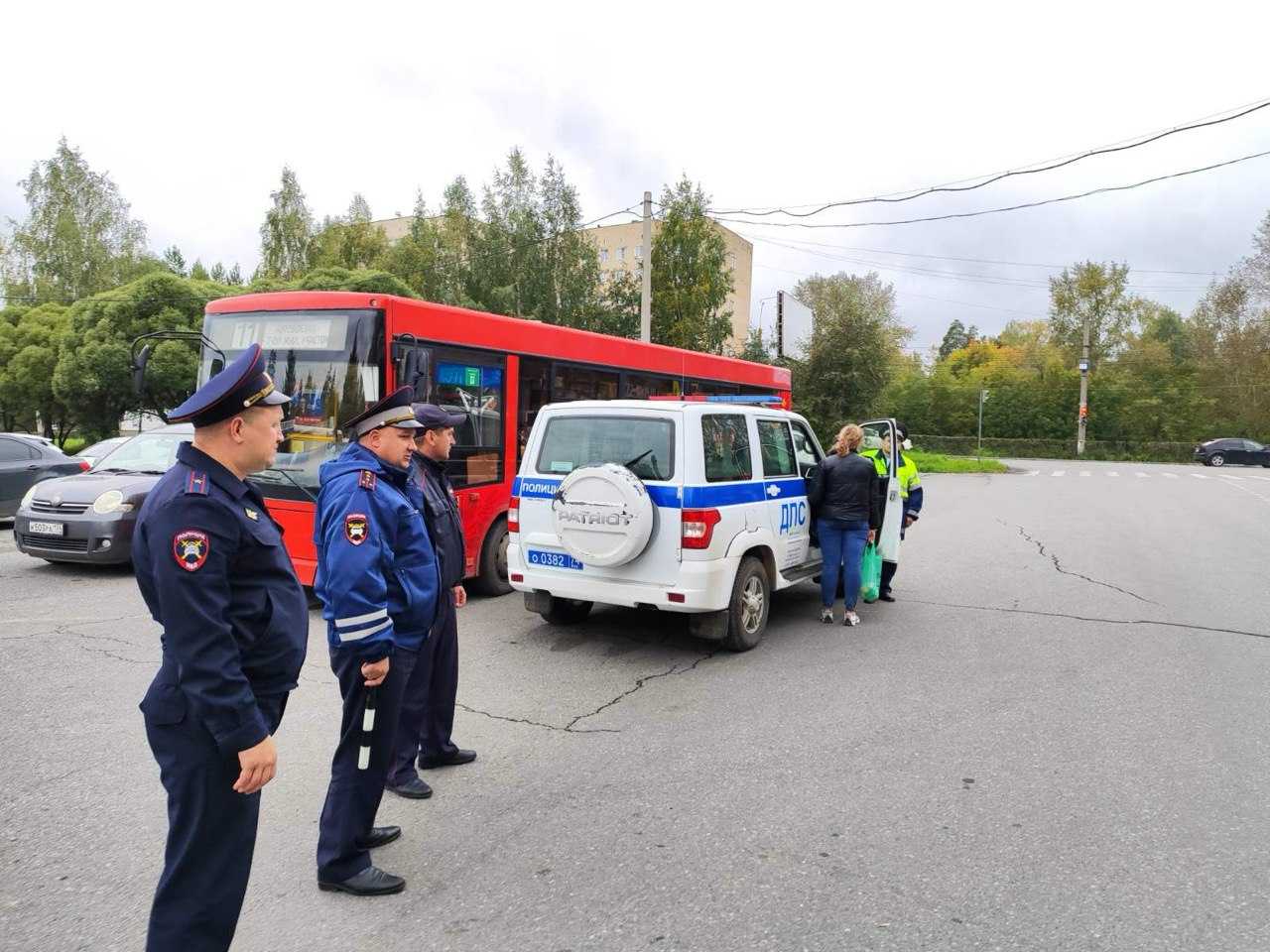 За час работы Госавтоинспекторы в Златоусте зафиксировали 4 нарушения правил пешеходного перехода