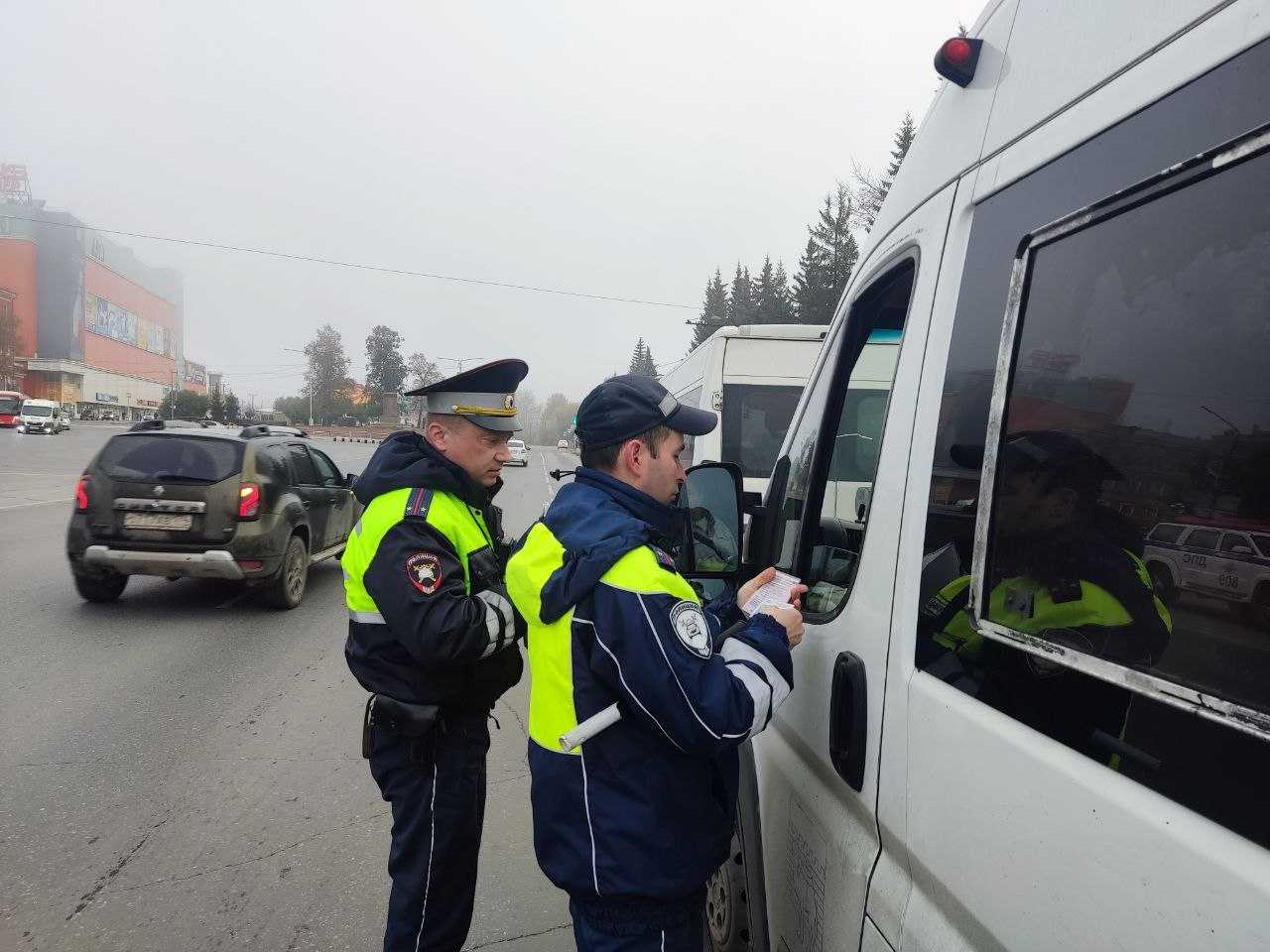 Госавтоинспекция Златоуста проводит рейд по выявлению нарушителей ПДД