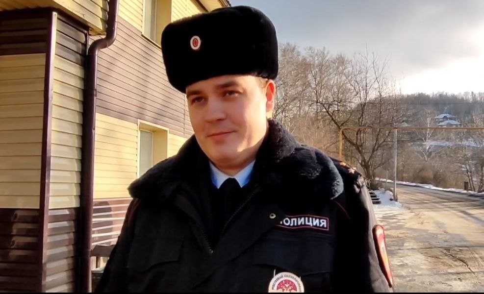 Музыкант в погонах: участковый Антон Пышков