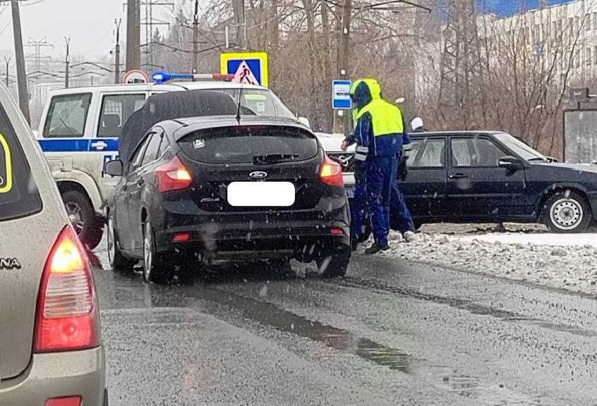 Капризы погоды и автомобилей: златоустовская полиция на страже