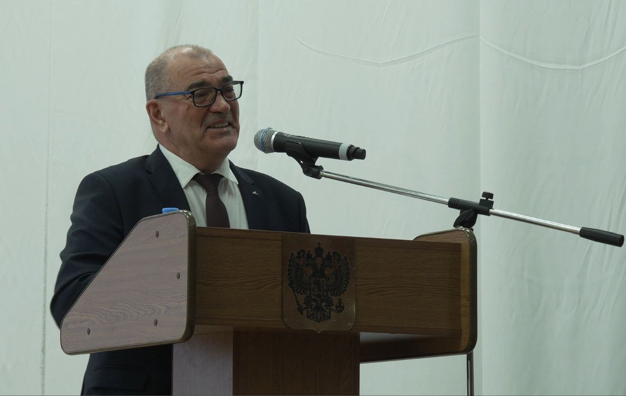 Виктор Сидоров: 35 лет на посту директора колледжа