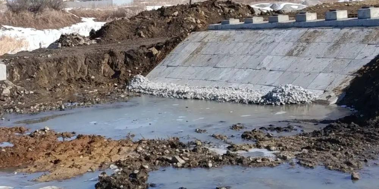 Прокуратура Сосновского района следит за строительством моста в Есаульском